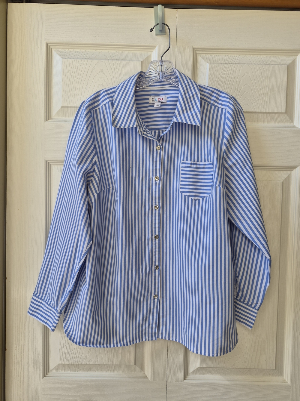 d&co Women’s Blue & White Striped Button-Down Shirt
